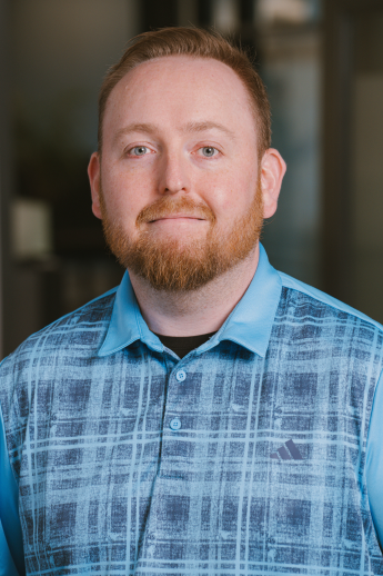 Headshot of Jordan Divinski